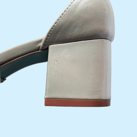 BETSEY JOHNSON SB-Mel Silver Jewel Block Heel Sandal Size 8 Ankle Strap Dressy - Picture 9 of 10